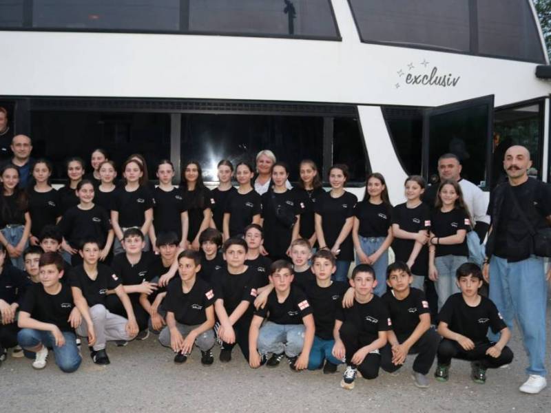 ქორეოგრაფიული ანსამბლი ,,ლეჩხუმი" სომხეთში გაემგზავრა!